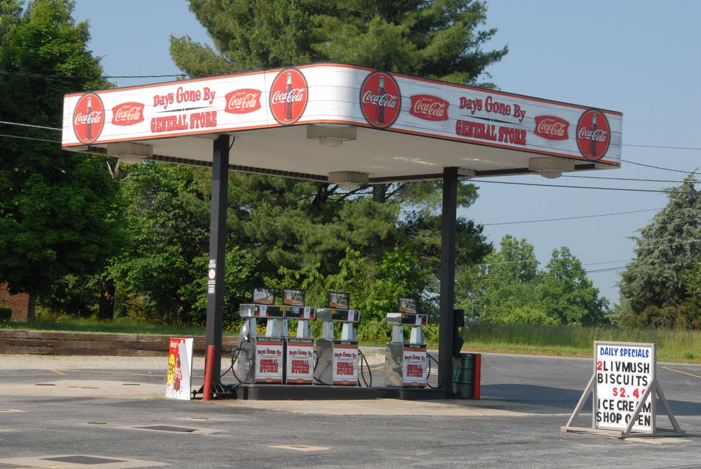 Gas Station, Hudson, North Carolina