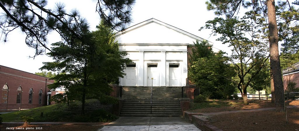 Southern Pines School - Weaver Auditorium