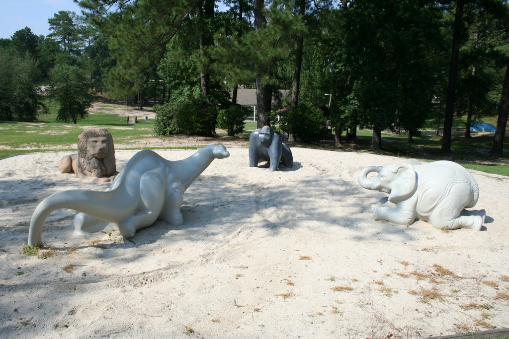 Playground Statues, Rowan Park