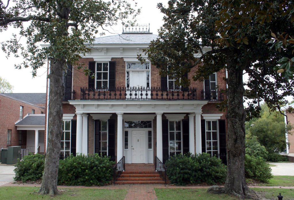 The Kyle House