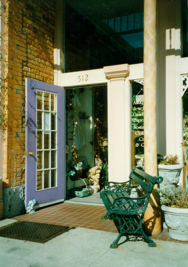 512 N Main Street, Hendersonville, NC