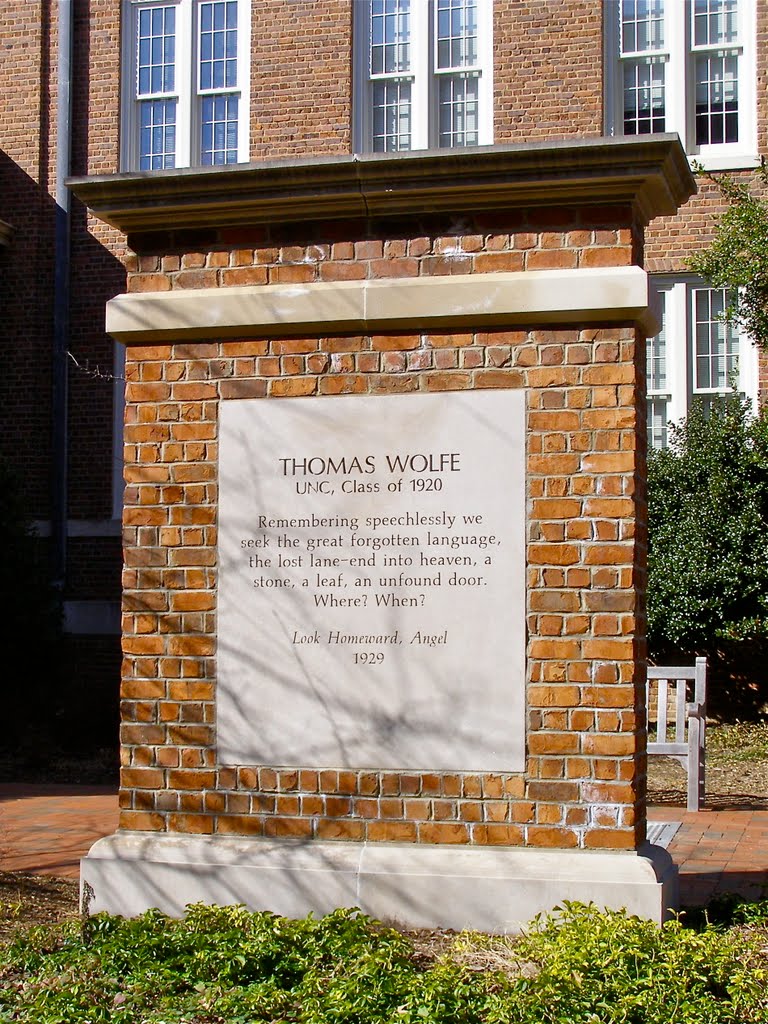 Monument to writer Thomas Wolfe