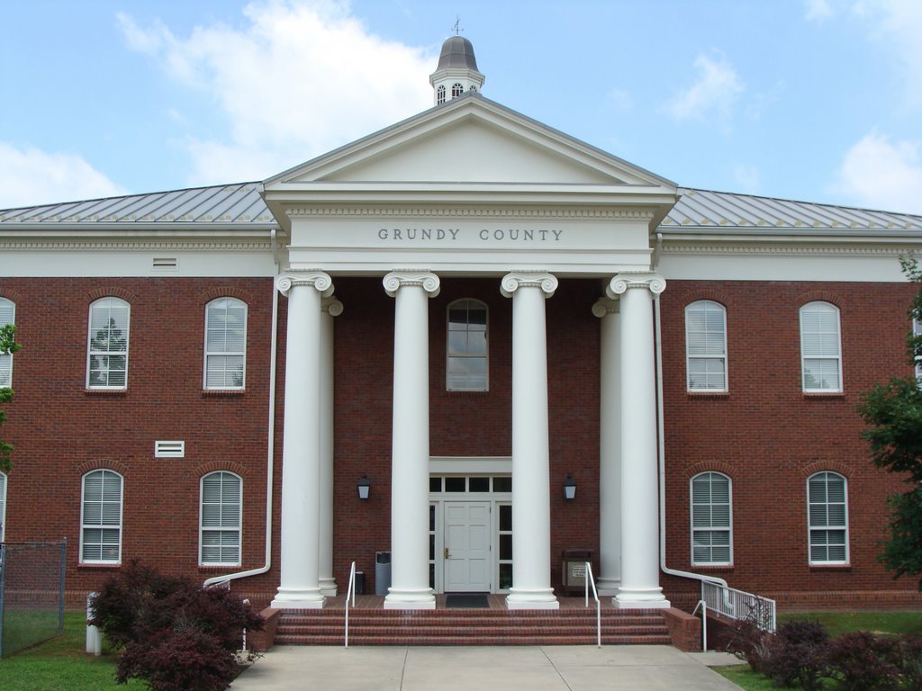 Grundy County Courthouse