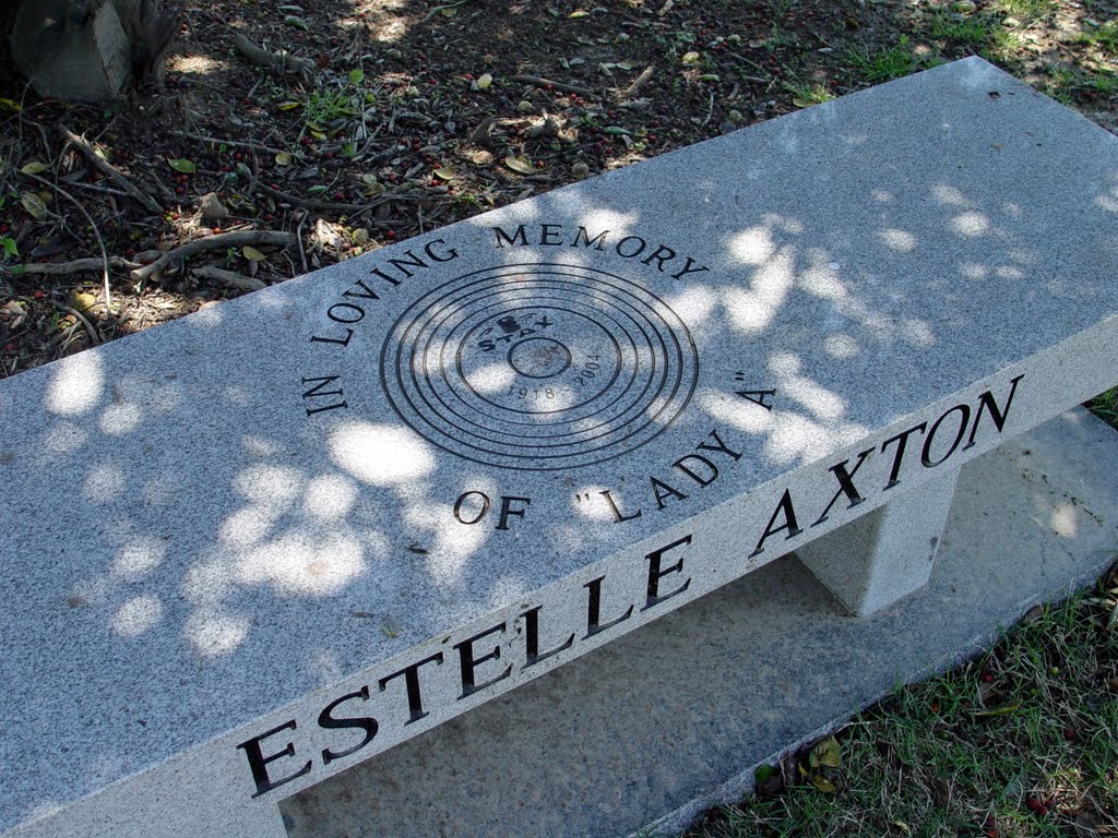 Co-Founder of Stax Records Estelle Axton Gravesite