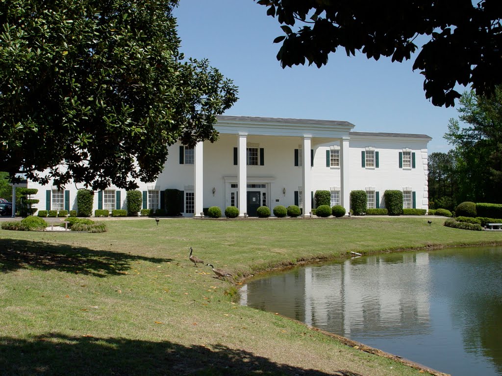 Eastlawn Memorial Park