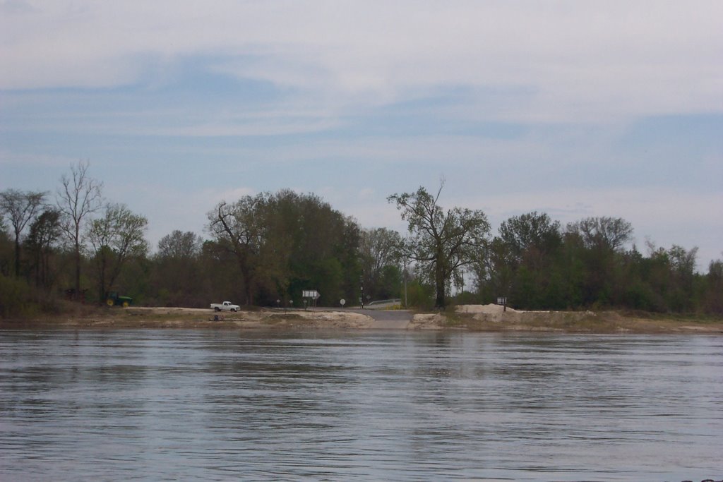 Dorena, MO. ferry landing ramp