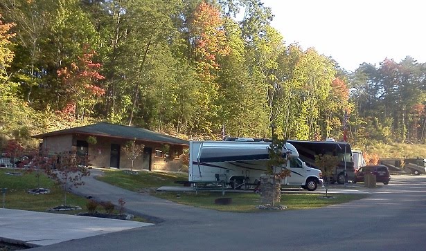 Campground in Knoxville TN - Bear Cove Village