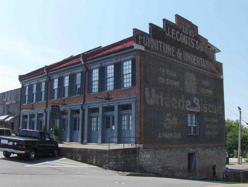 Poston Building, GLCT