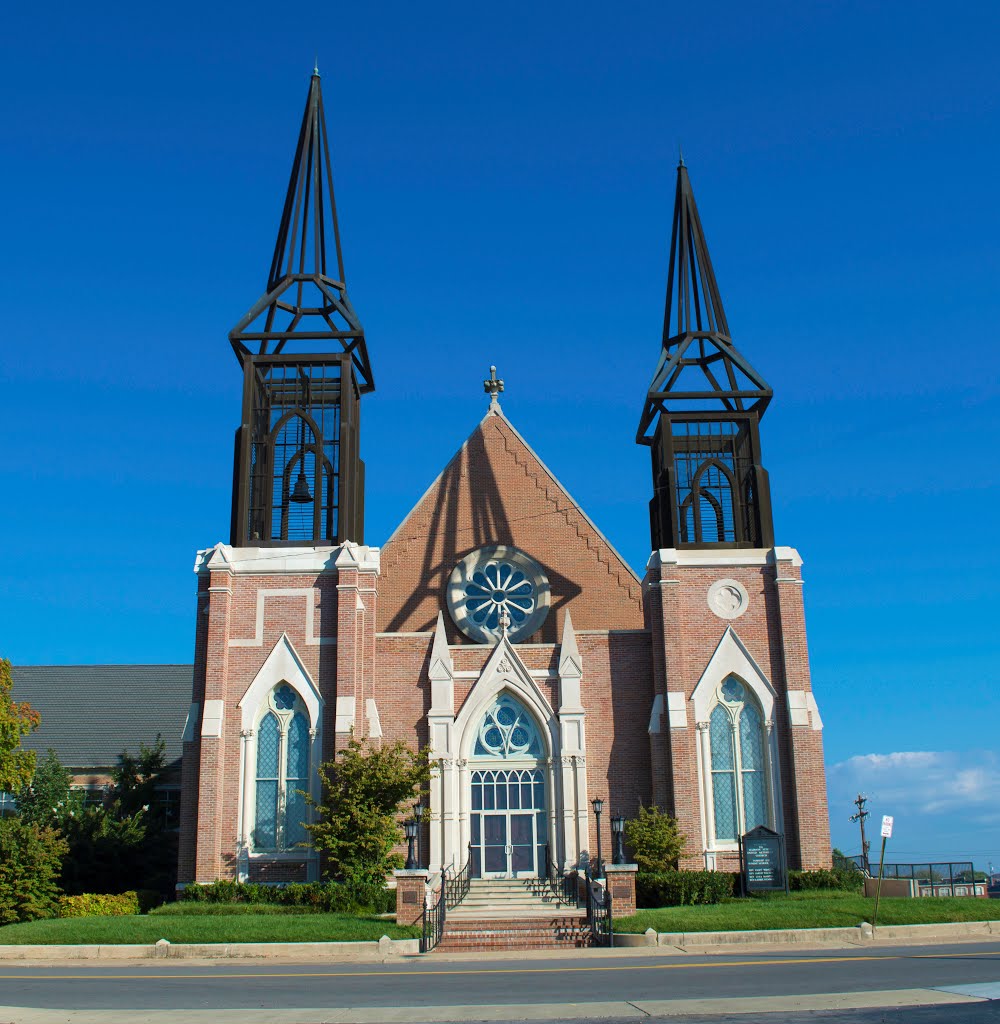 Madison Street United Methodist Church - Clarksville, Tennessee