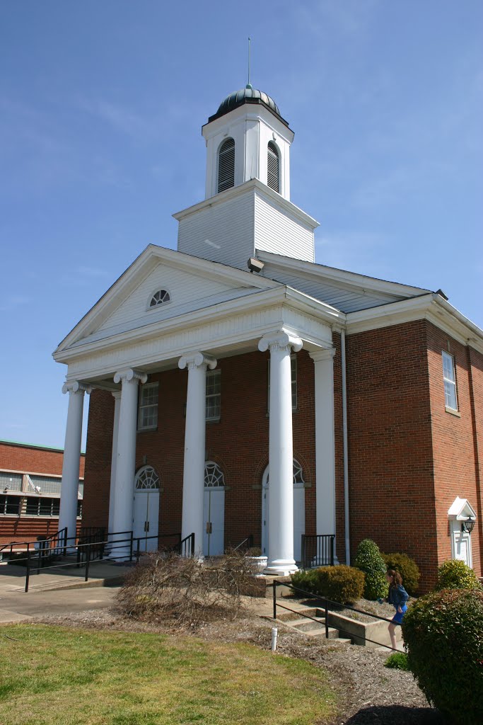 First Baptist church, Clinton, TN