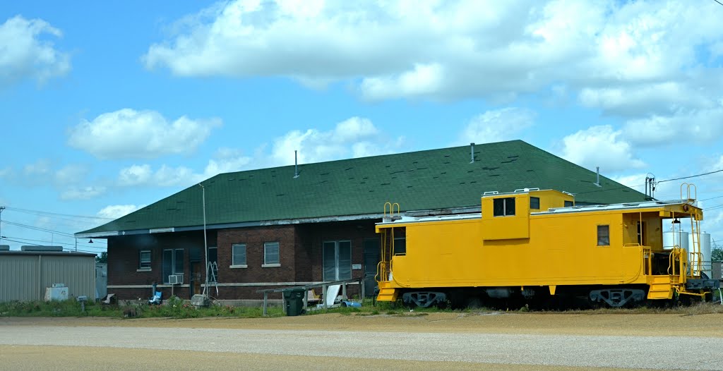 Old Covington, TN Train Depot