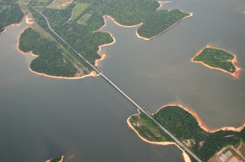 Hobson Pike Bridge over Percy Priest Lake