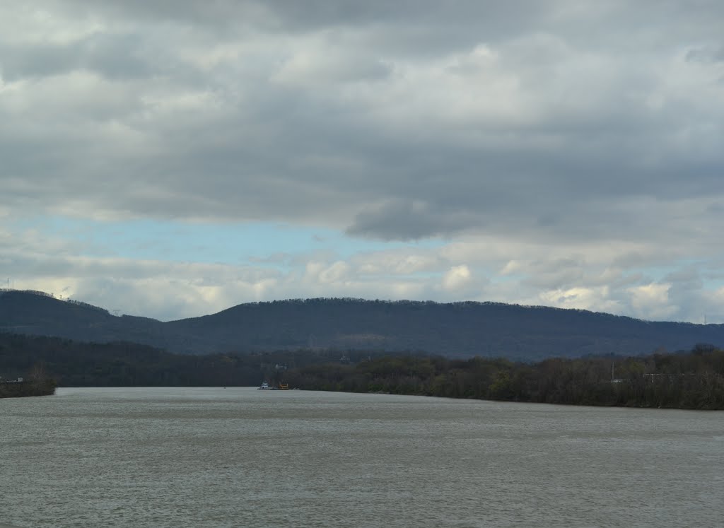 Tennessee River
