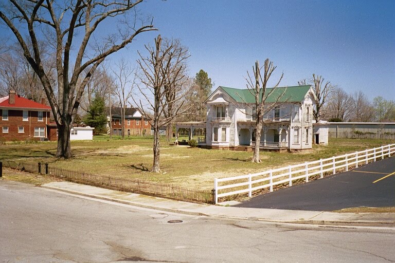 Manchester tn bath house