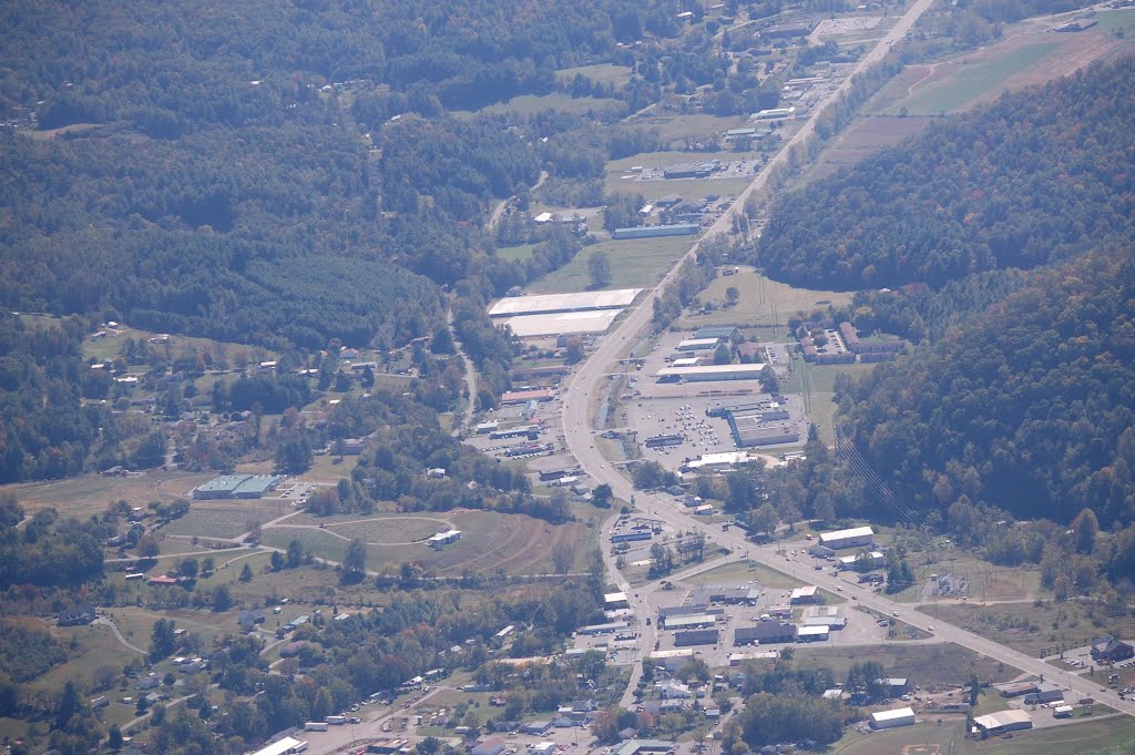 South View of Downtown Mountain City TN by Kevin Parsons