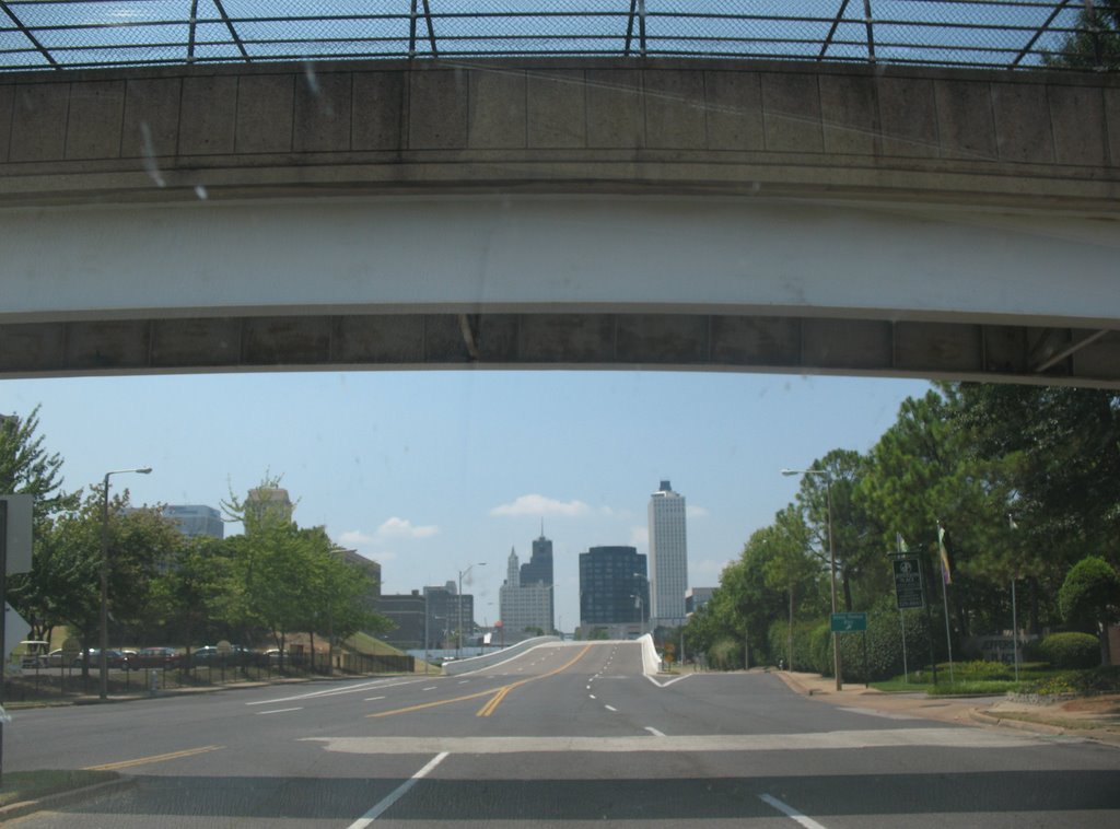 Under the bridge toward downtown