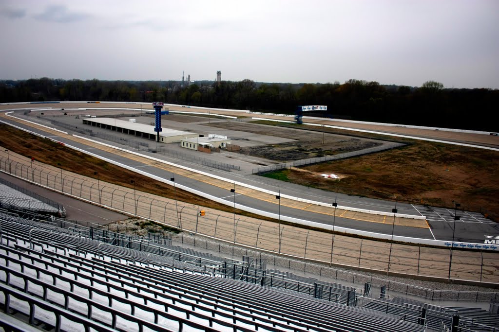 Round & Round - Memphis Motorsports Park
