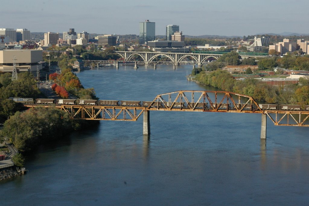 Tennessee River running through Knoxville, TN