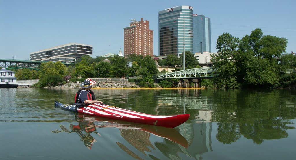 Knoxville, Skyline - Flagship Kayak Team