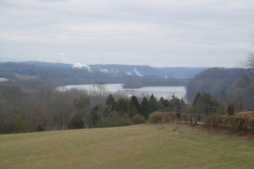 Tennessee River