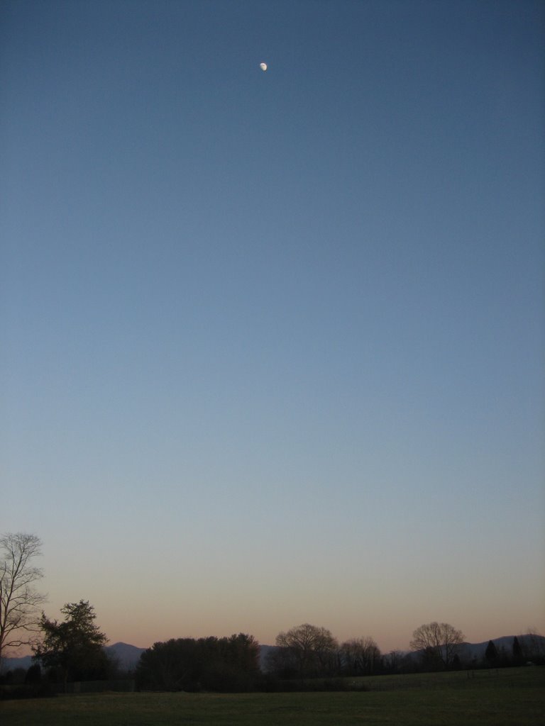 Early Moon - back of house