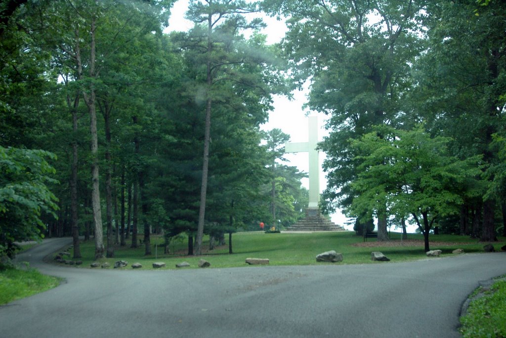 Memorial Cross, Sewanee TN
