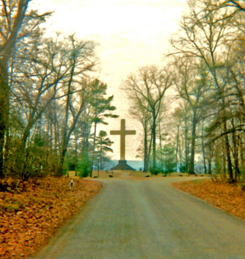 WarMemorialCross