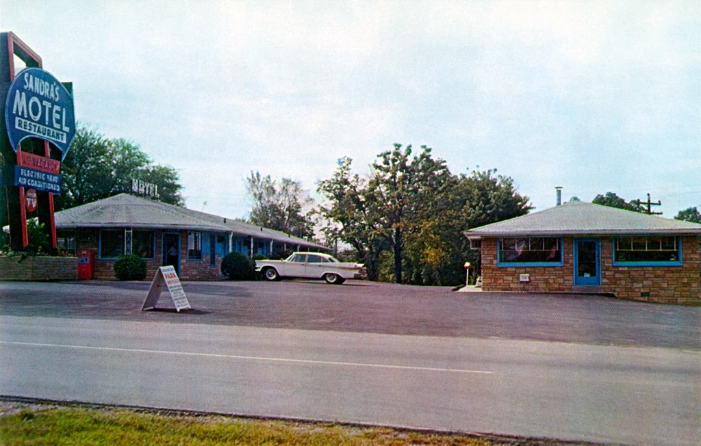 Sandras Motel - Nashville, TN