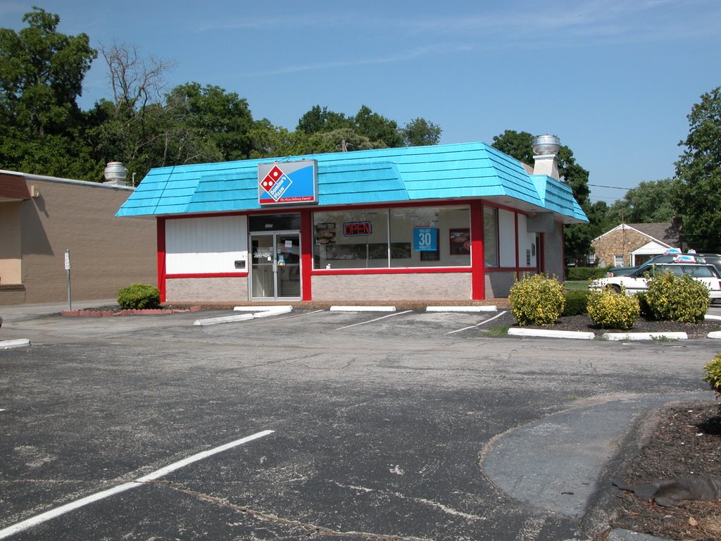 Dominos Pizza, Now Standing near the Site where General Patrick Cleburne was Killed, Columbia Pike, Franklin, Tennessee