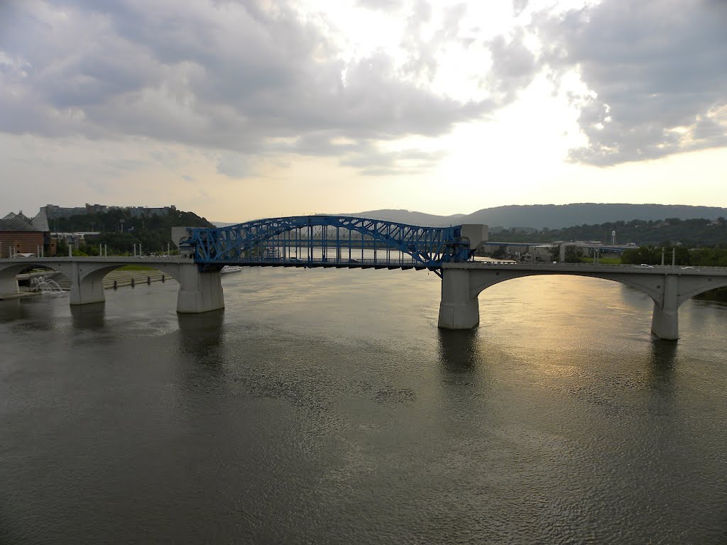 Market Street Bridge - Chattanooga TN