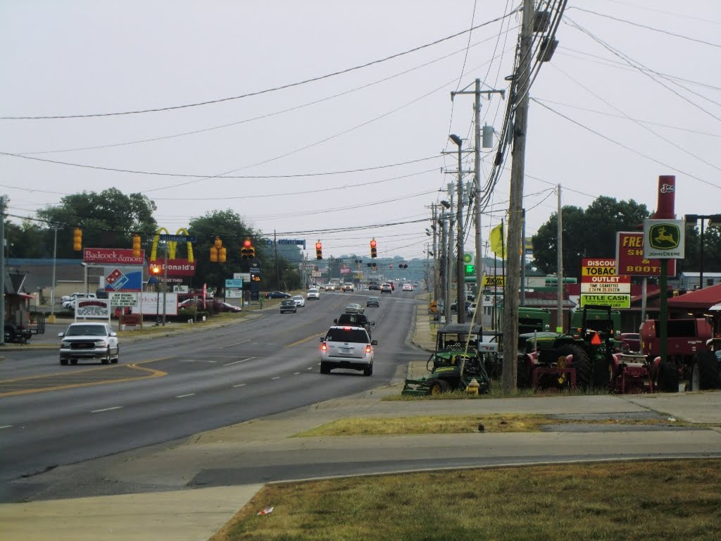 Shelbyville street july 2012.