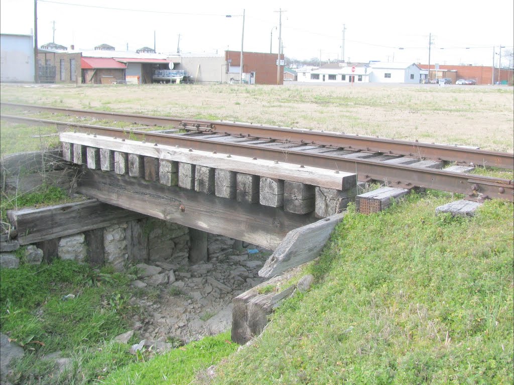 Wood & Stone railroad bridge