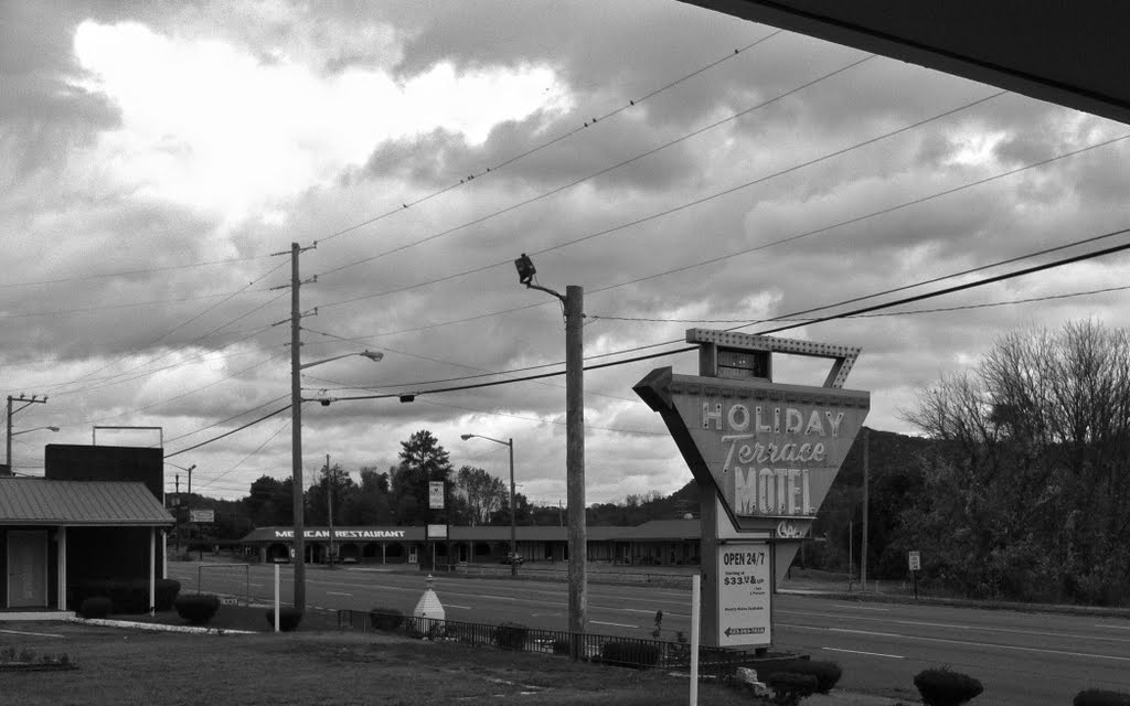 Holiday Terrace Motel