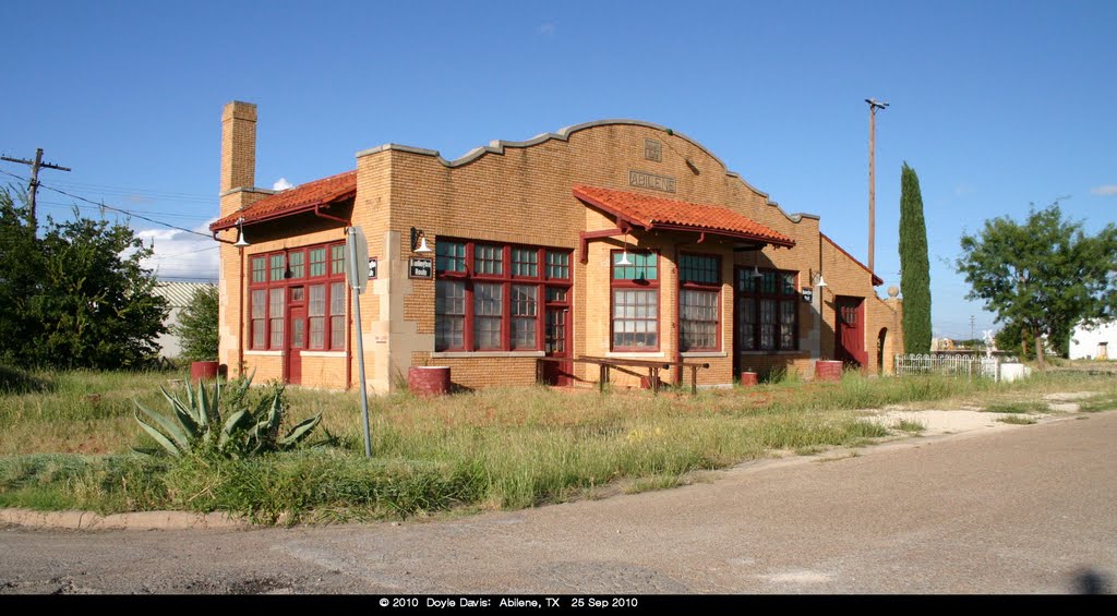 Old FW&D depot