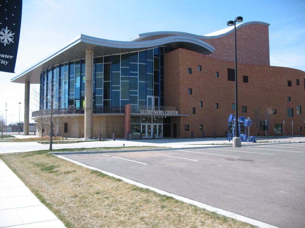 Globe- News Center for the Performing Arts