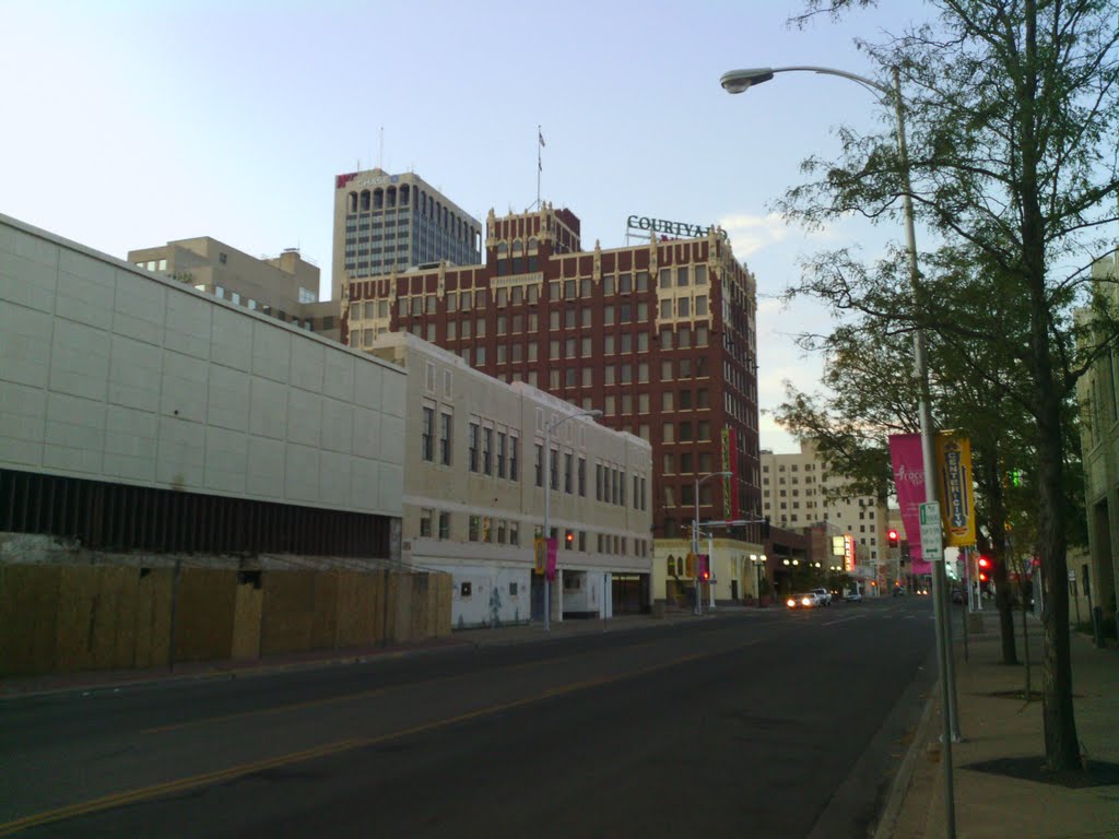 Courtyard Downtown - Marriot