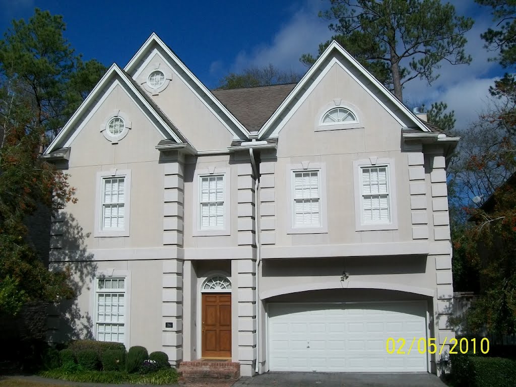 Hudson Forest Roof Repairs and Replacement