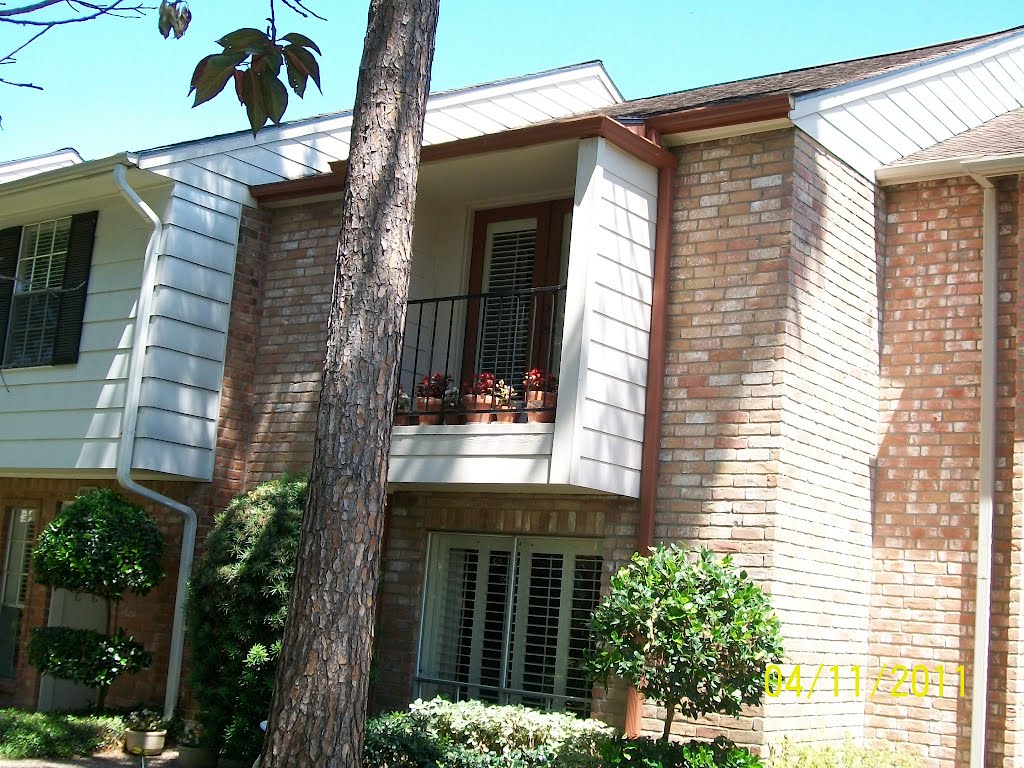 West Belt Townhomes Balcony Waterproofing and Resurfacing