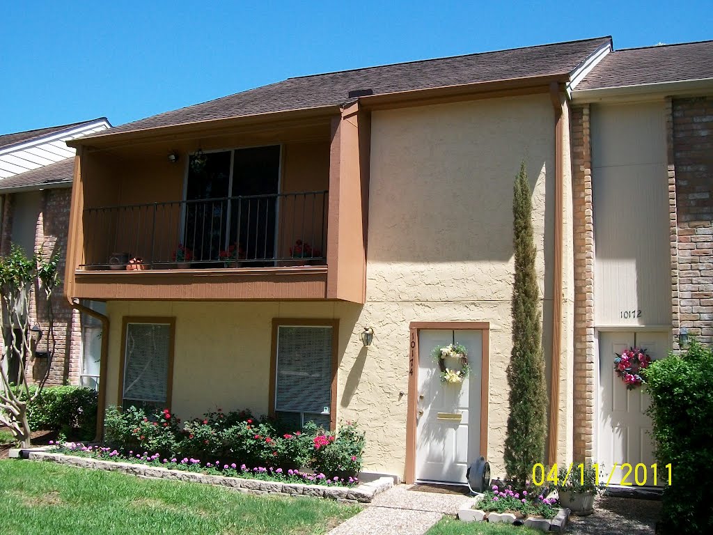 West Belt Townhomes Balcony Waterproofing and Resurfacing