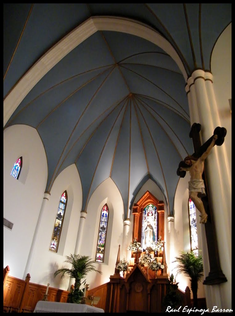 EL ALTAR DE LA CATEDRAL