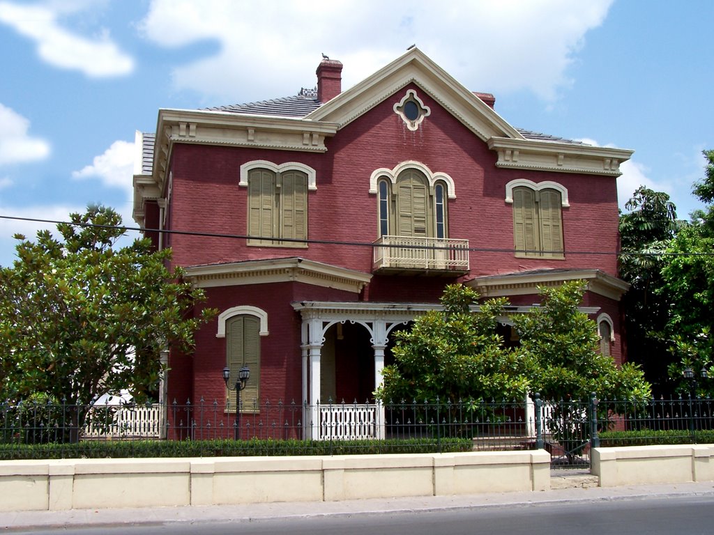 Casa Cross 2