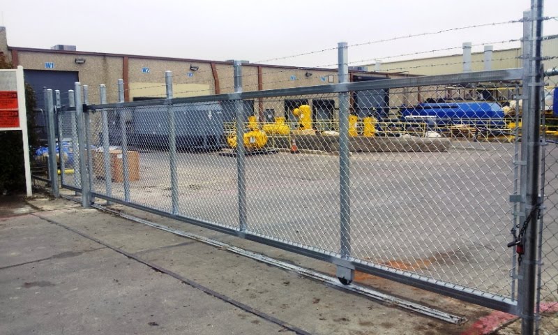 V Groove Gate installed by The Anchor Group