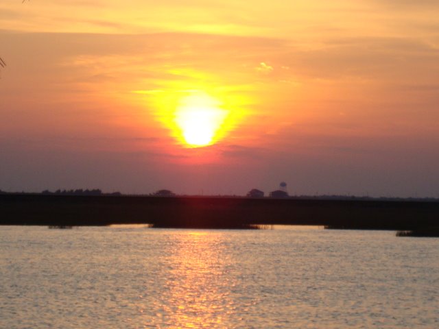 un atardecer en bayou vista
