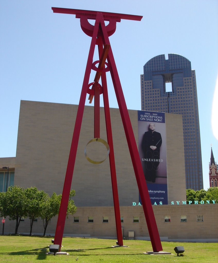 Proverb - Pendulum Sculpture at the Dallas Symphony