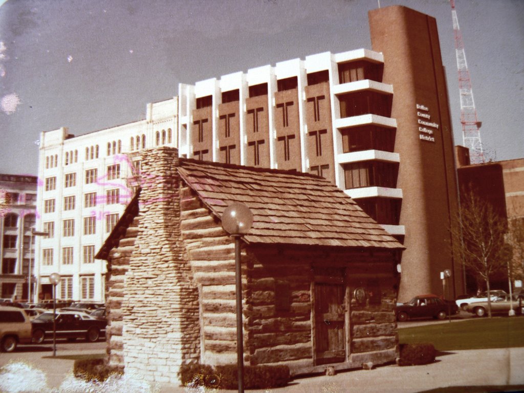 Dallas. Texas. Dallas first house.