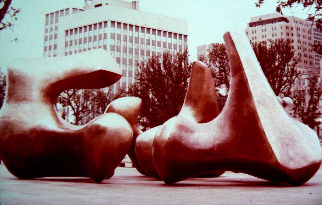 Dallas. Texas. U.S.A.  H. Moore Sculptures at City Hall.