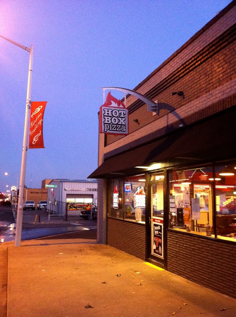 Hot Box Pizza, Downtown Denton, Denton, Texas