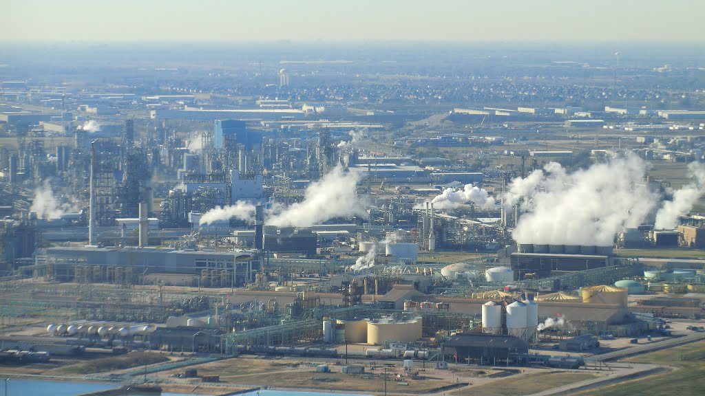 Houston: Industrial area - dominated by oil & gas industry