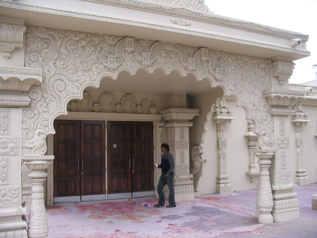 Entrance arch of Hindu temple, Irving