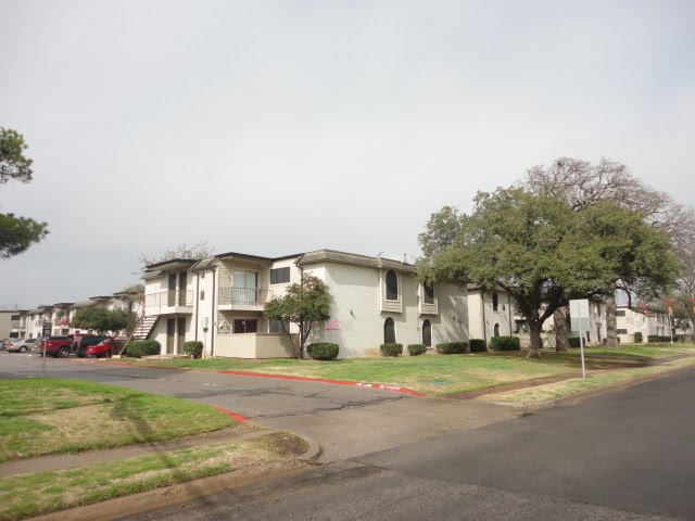 Silverado Apartments, Irving